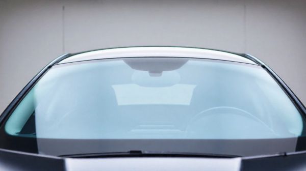 Augmentez le style et la sécurité de votre auto avec des vitres teintées