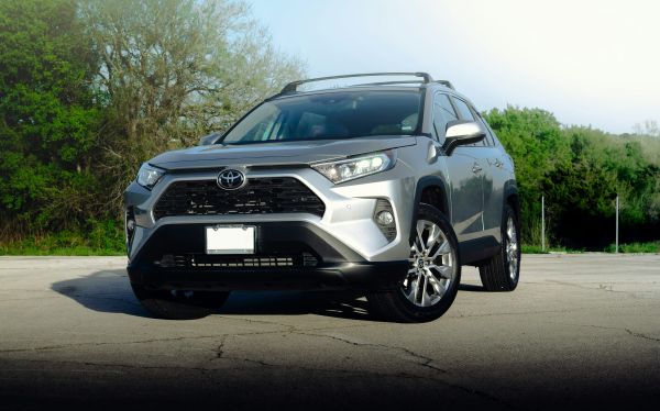 Top 5 raisons de choisir l'assurance pour votre Toyota hybride